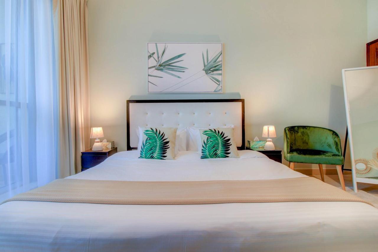 Durrani Homes - Luxurious Studio Near Dubai Mall With Pool View Kültér fotó