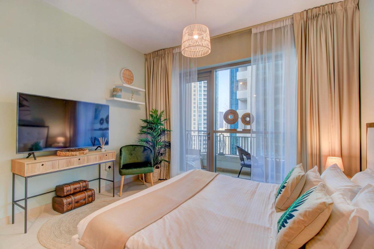 Durrani Homes - Luxurious Studio Near Dubai Mall With Pool View Kültér fotó
