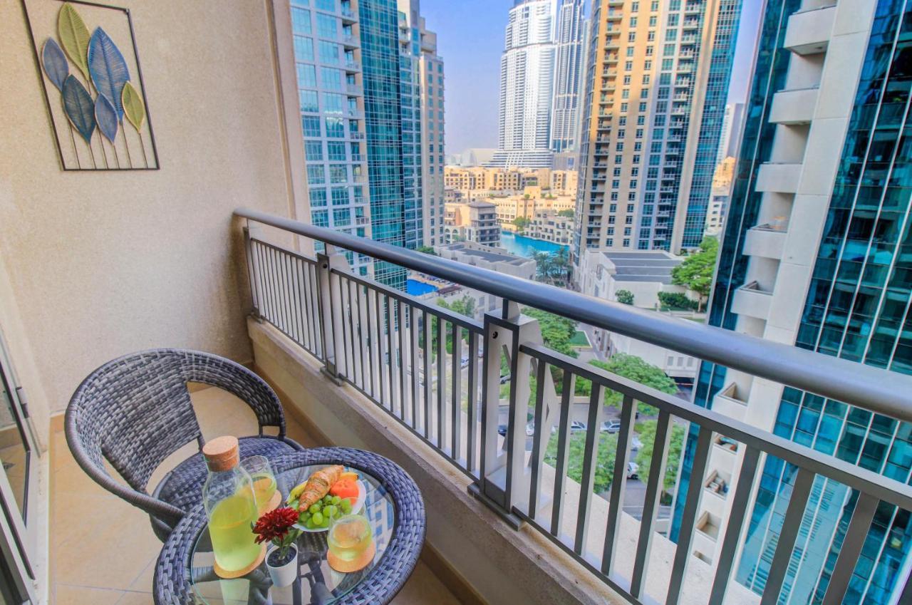 Durrani Homes - Luxurious Studio Near Dubai Mall With Pool View Kültér fotó